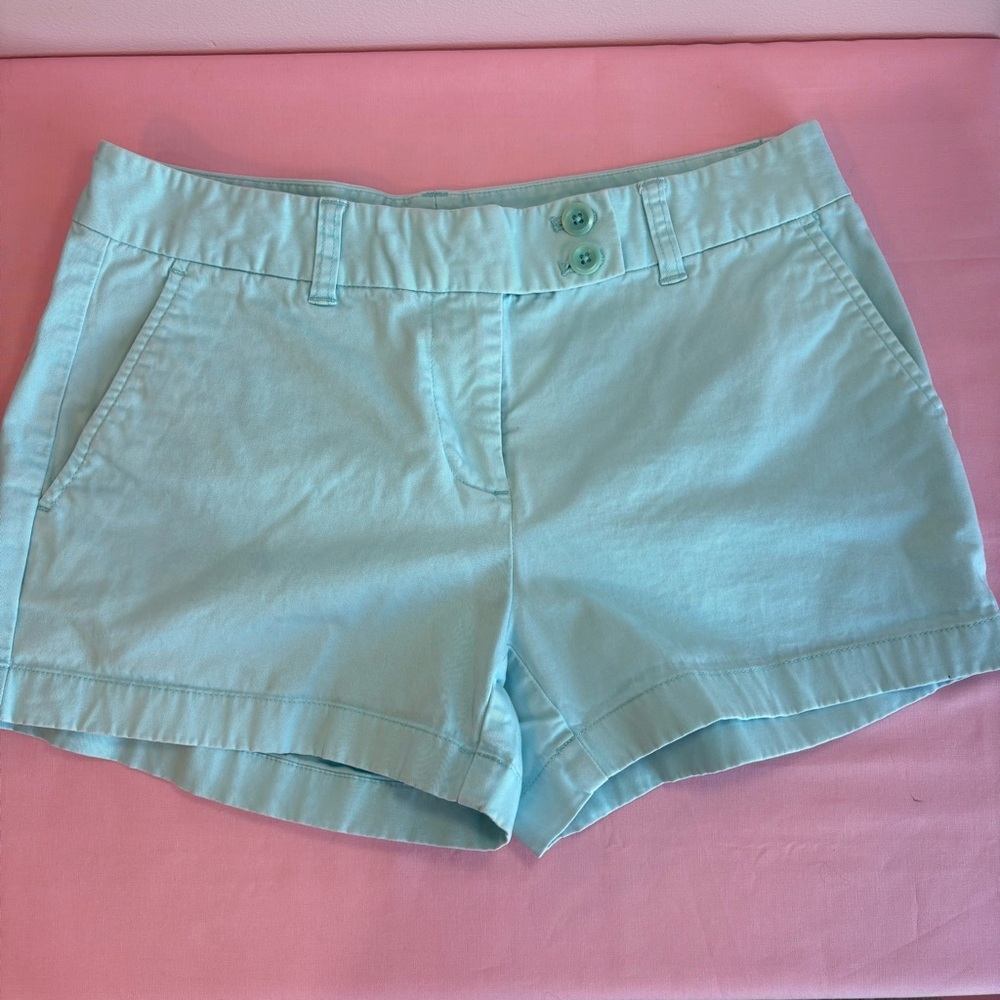 Vineyard Vines Light Blue Women's Shorts Size 6